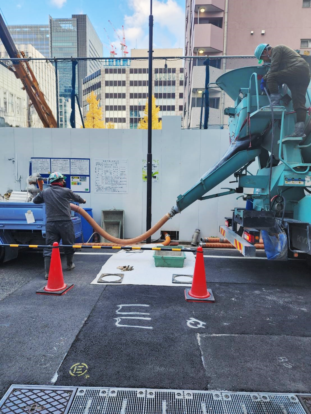 車載ポンプ (圧送装置) 4